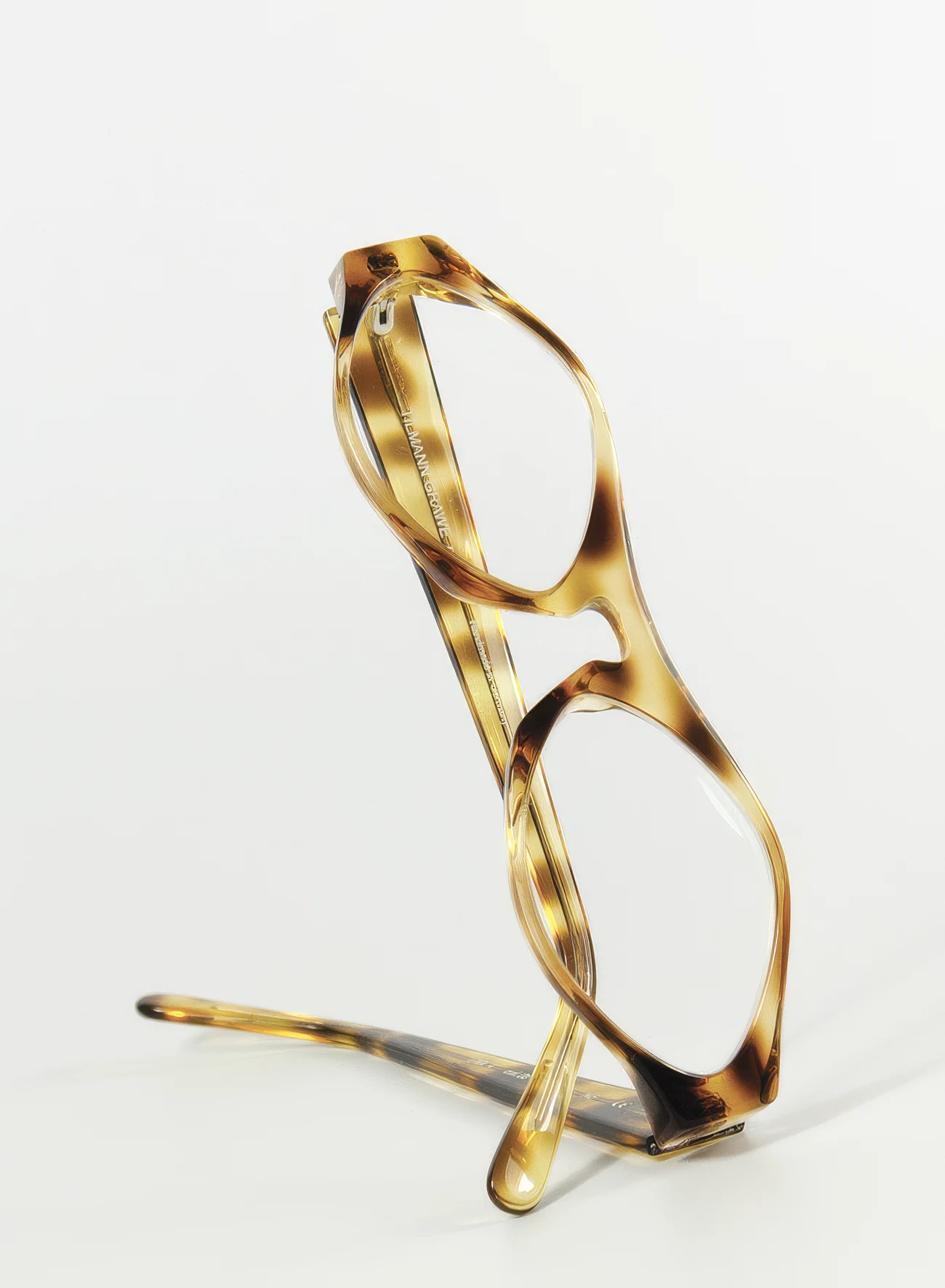 DNA-4-004 Cognac Clair