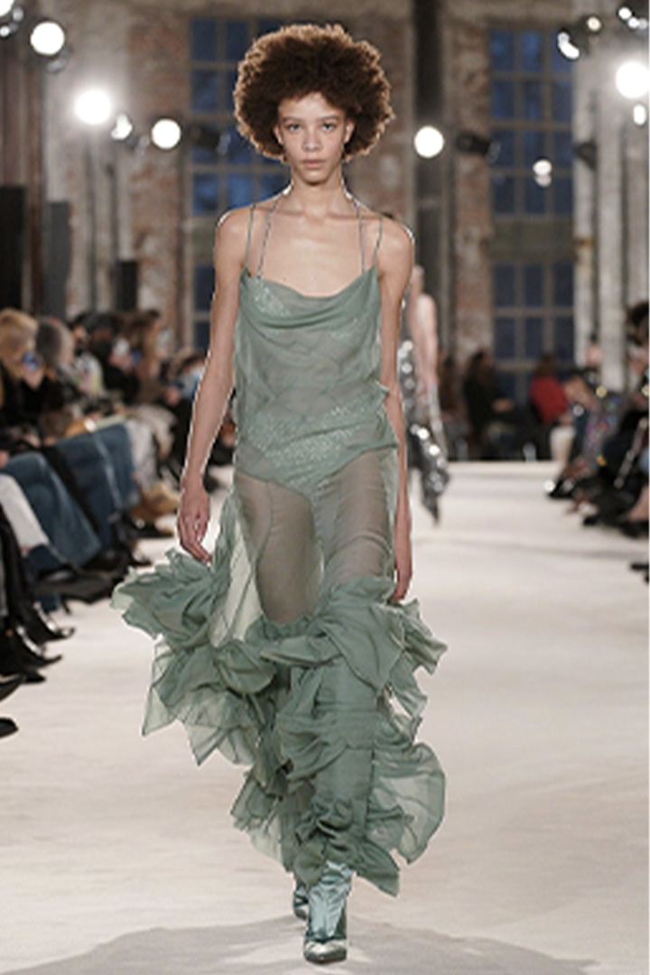 006 SPRING-SUMMER 2022 ALEXANDRE VAUTHIER HAUTE COUTURE COLLECTION