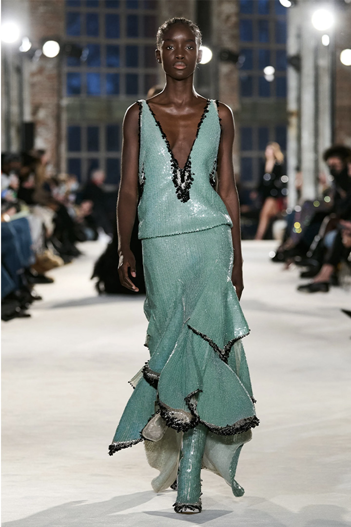 013 SPRING-SUMMER 2022 ALEXANDRE VAUTHIER HAUTE COUTURE COLLECTION