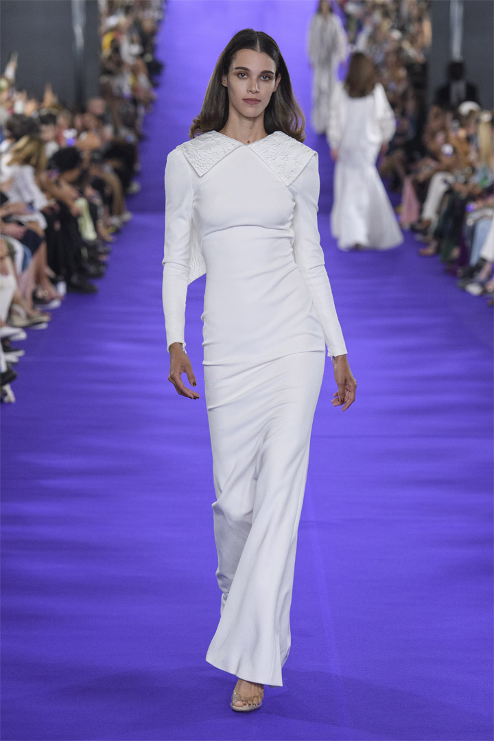 LOOK 11 ALEXIS MABILLE HAUTE COUTURE COLLECTION - AUTUMN-WINTER 2022-2023 HAUTE COUTURE WEEK