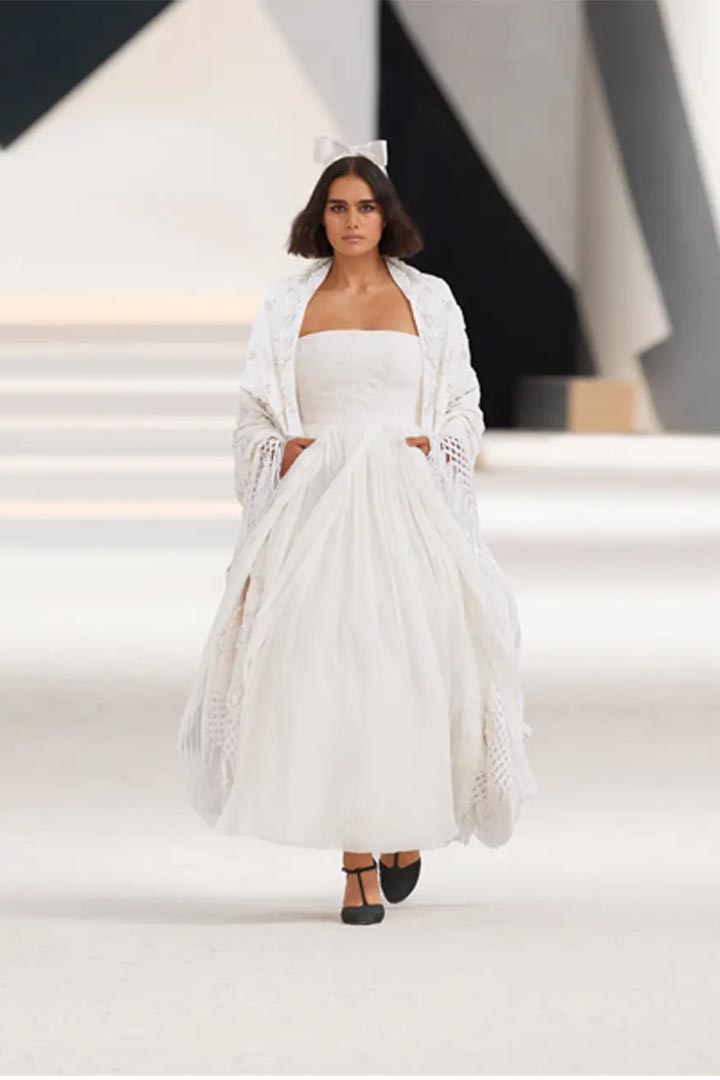 LOOK 44 CHANEL HAUTE COUTURE COLLECTION - AUTUMN-WINTER 2022-2023 HAUTE COUTURE WEEK