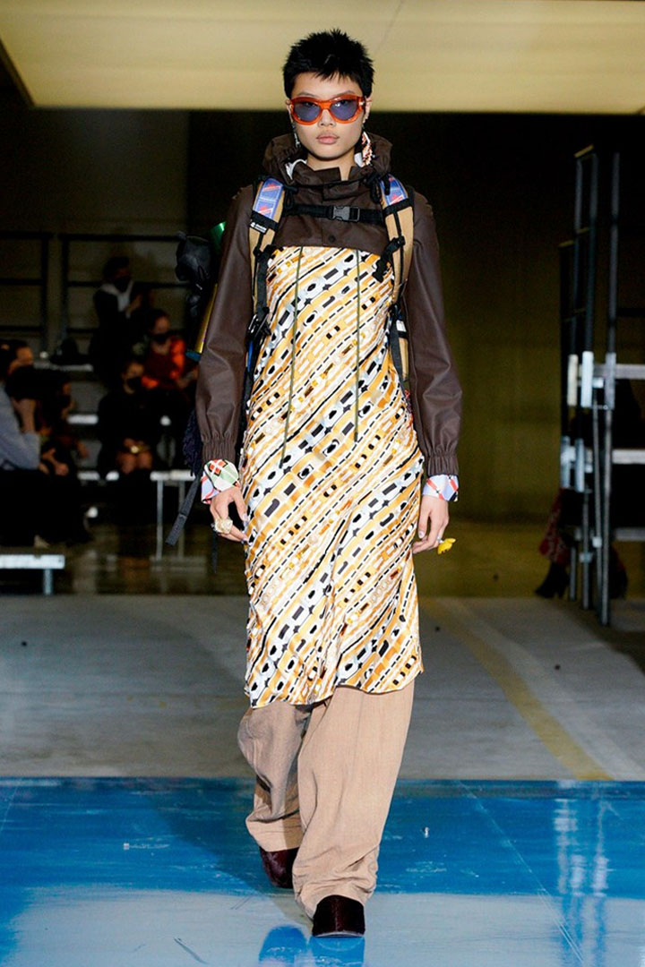 026 2022/2023秋冬 DSQUARED2 米兰时装周 女装成衣系列 