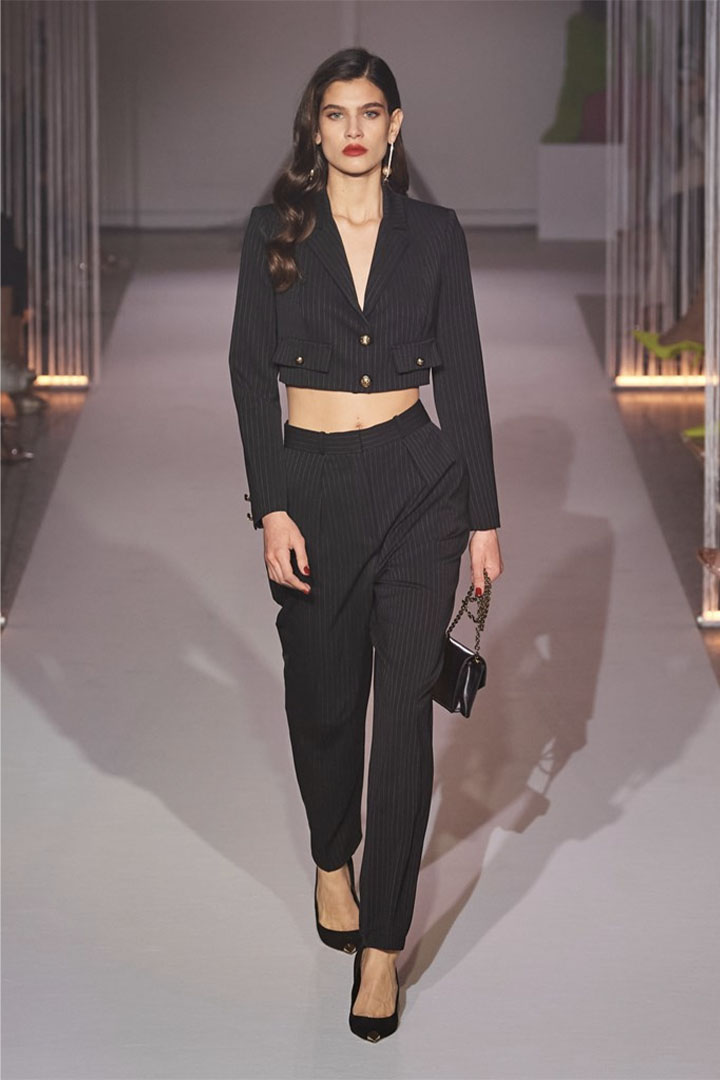 021 2022/2023秋冬 ELISABETTA FRANCHI 米兰时装周 女装成衣系列