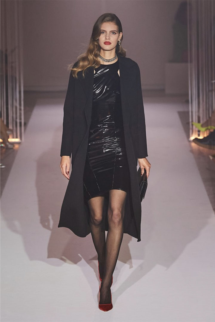 040 2022/2023秋冬 ELISABETTA FRANCHI 米兰时装周 女装成衣系列
