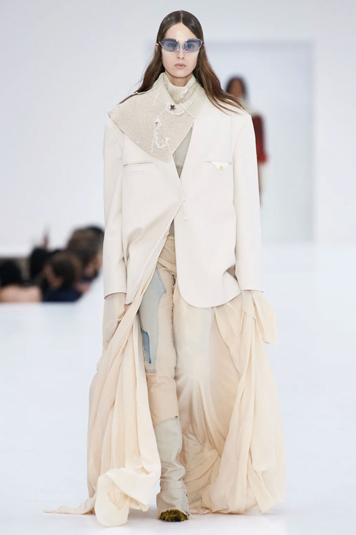 019 FALL-WINTER 2022/2023 ACNE STUDIOS PARIS FASHION WEEK READY-TO-WEAR WOMEN'S COLLECTION