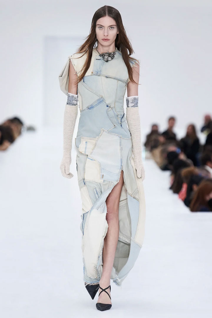 039 FALL-WINTER 2022/2023 ACNE STUDIOS PARIS FASHION WEEK READY-TO-WEAR WOMEN'S COLLECTION