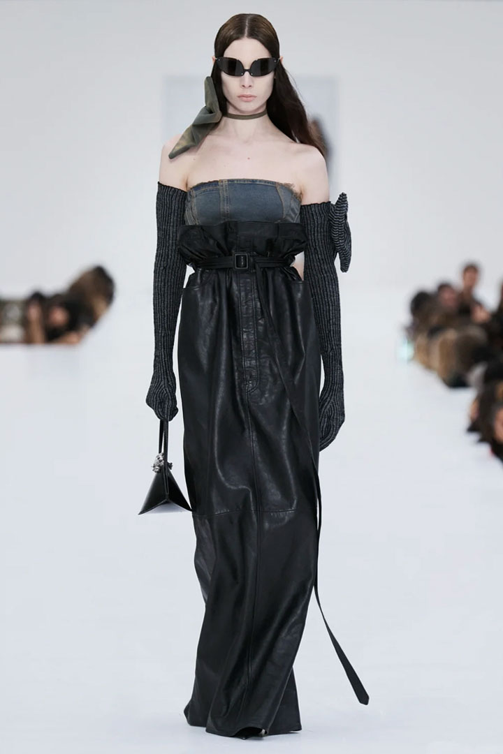 041 FALL-WINTER 2022/2023 ACNE STUDIOS PARIS FASHION WEEK READY-TO-WEAR WOMEN'S COLLECTION