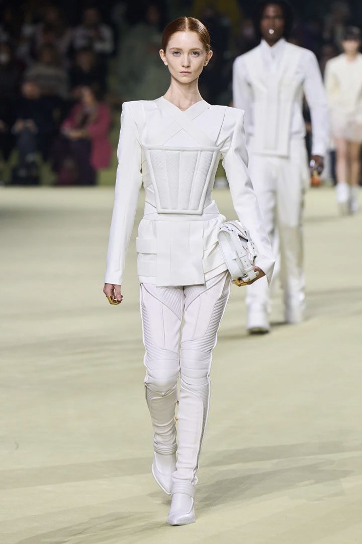 002 时尚 - BALMAIN 巴黎时装周 2022/2023秋冬女装成衣系列
