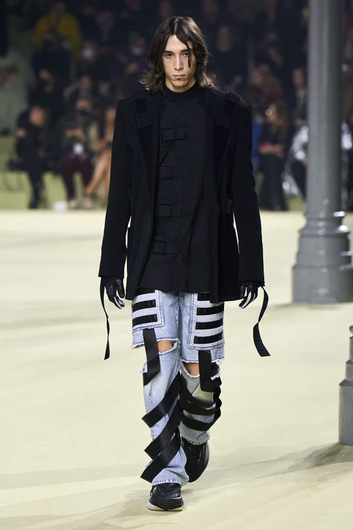 018 时尚 - BALMAIN 巴黎时装周 2022/2023秋冬女装成衣系列