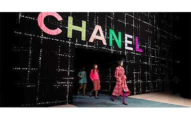 CHANEL IN DELIGHTFUL COLOURS OF NATURE