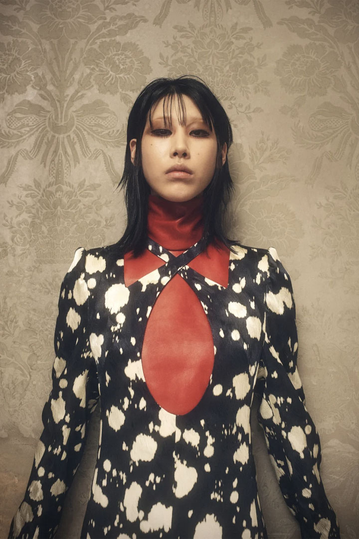 004 FALL-WINTER 2022/2023 DRIES VAN NOTEN PARIS FASHION WEEK READY-TO-WEAR WOMEN'S COLLECTION