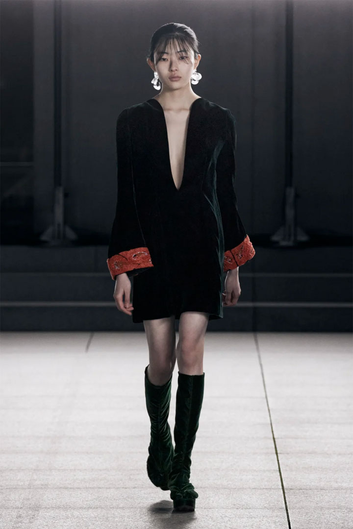 004 FALL-WINTER 2022/2023 MAME KUROGOUCHI PARIS FASHION WEEK READY-TO-WEAR WOMEN'S COLLECTION