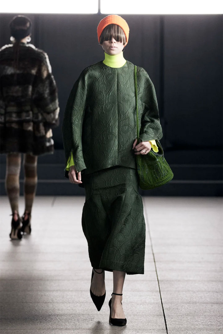 017 FALL-WINTER 2022/2023 MAME KUROGOUCHI PARIS FASHION WEEK READY-TO-WEAR WOMEN'S COLLECTION