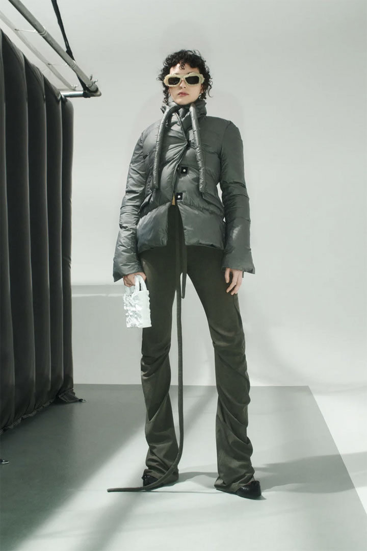 030 FALL-WINTER 2022/2023 OTTOLINGER PARIS FASHION WEEK READY-TO-WEAR WOMEN'S COLLECTION