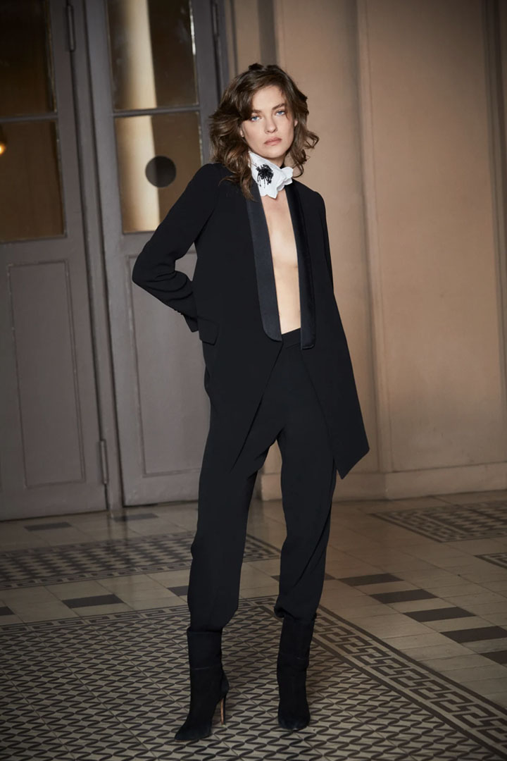 015 FALL-WINTER 2022/2023 UNGARO PARIS FASHION WEEK READY-TO-WEAR WOMEN'S COLLECTION