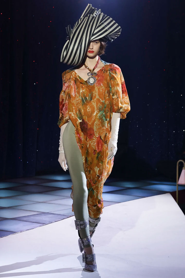 Vivienne Westwood Ready To Wear Fall Winter 2023 Paris – NOWFASHION