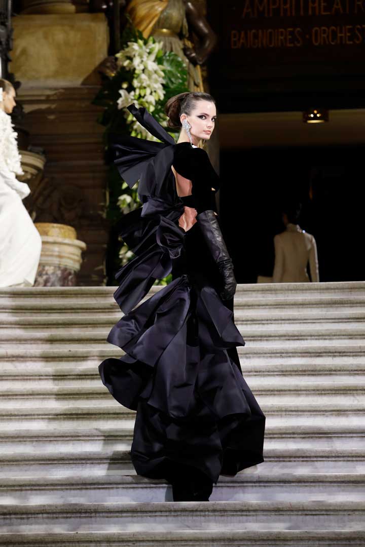 N°13 STÉPHANE ROLLAND HAUTE COUTURE COLLECTION - AUTUMN/WINTER 2023-2024 HAUTE COUTURE WEEK