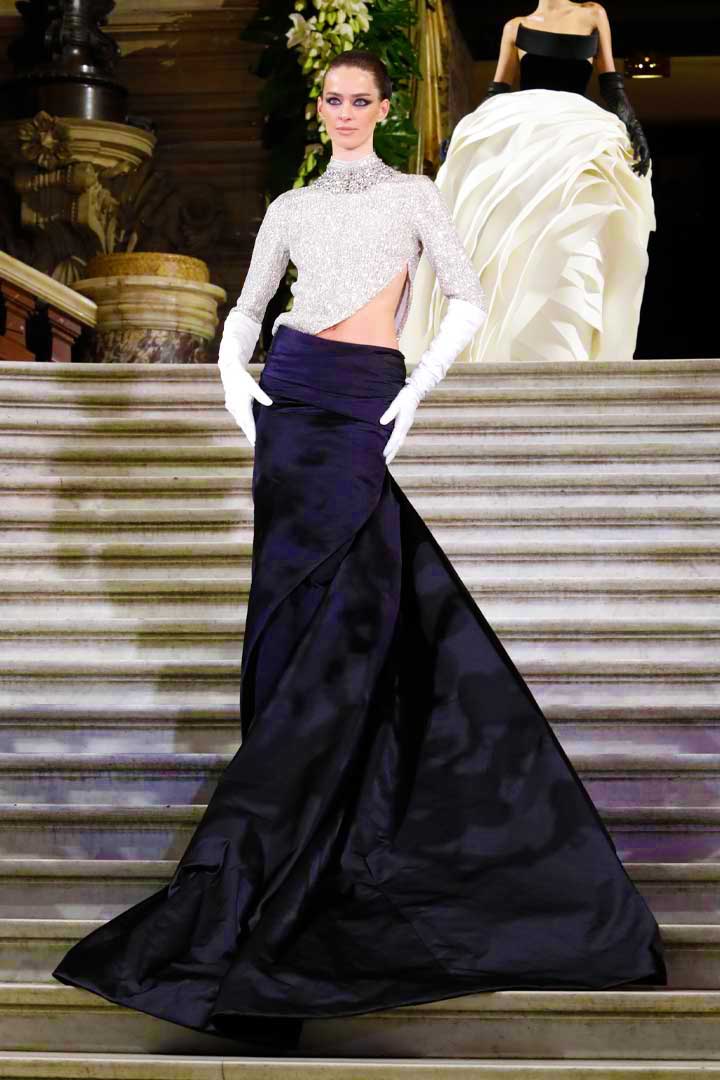 N°21 STÉPHANE ROLLAND HAUTE COUTURE COLLECTION - AUTUMN/WINTER 2023-2024 HAUTE COUTURE WEEK