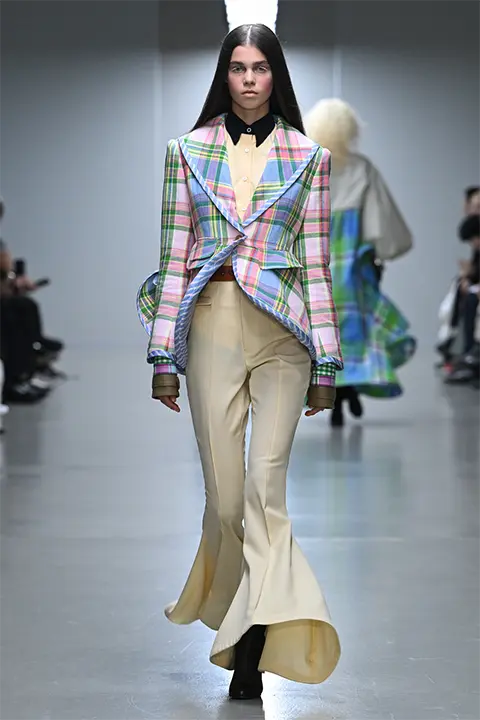 Look N°7 Anrealage SS26 “♡”
