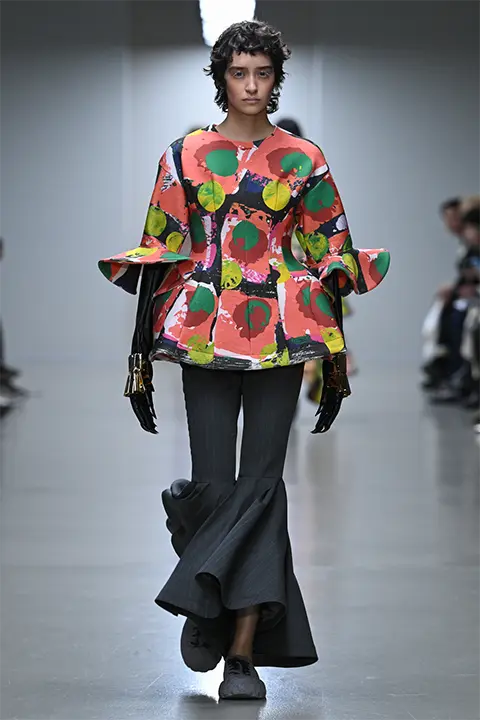 Look N°13 Anrealage SS26 “♡”