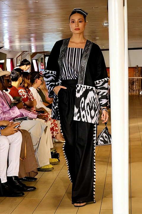 Look N°3 DILAFRUZ