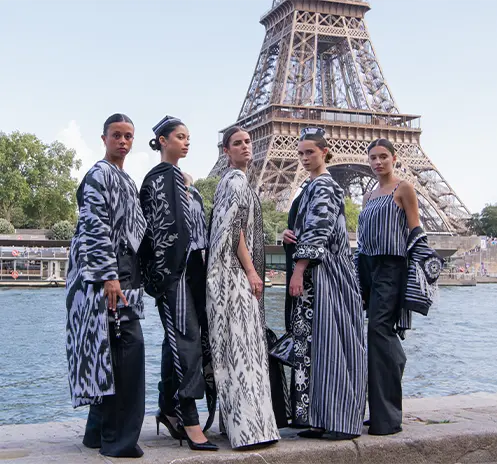 Péniche Le Lévénement时装秀