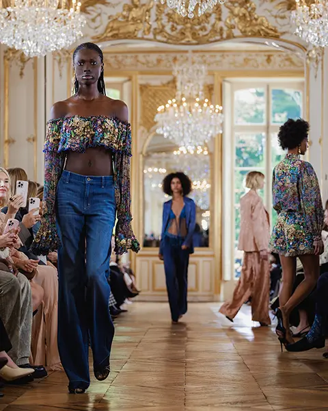 N°28 KOBI HALPERIN - 《 NOUVEAU DÉPART 》 巴黎新篇章