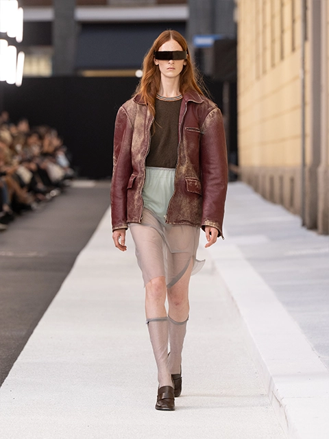 Look N°1 MM6 MAISOAN MARGIELA