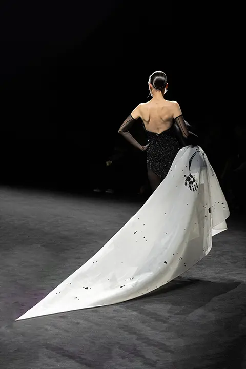 Look N°12 from Robert Wun Autumn/Winter 2025-2026 Couture Collection
