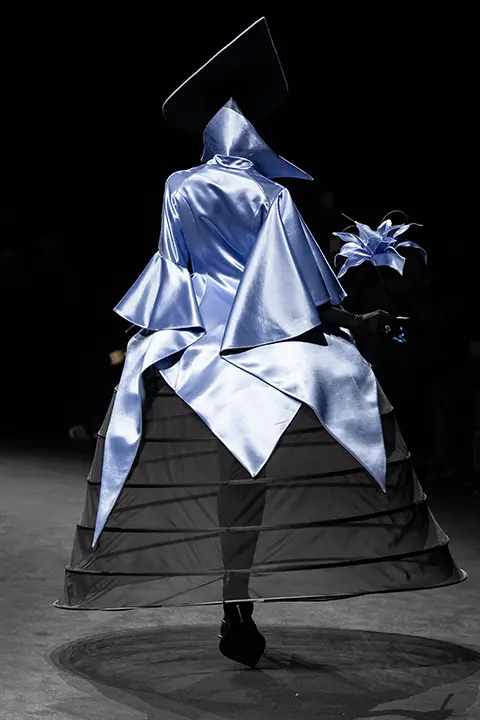Look N°34 from Robert Wun Autumn/Winter 2025-2026 Couture Collection