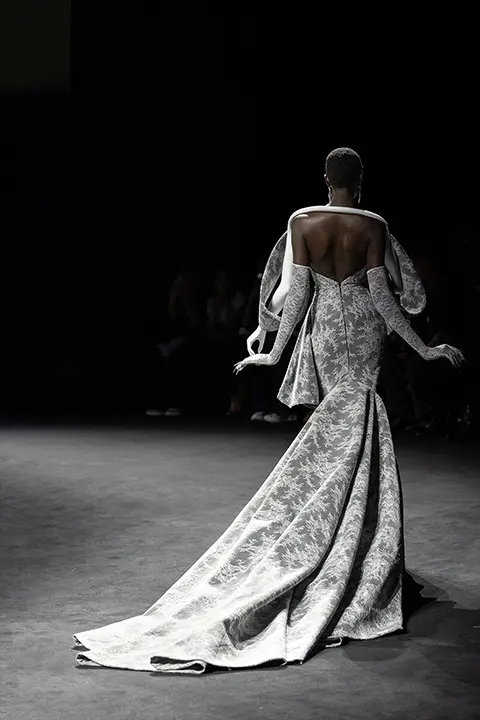 Look N°44 from Robert Wun Autumn/Winter 2025-2026 Couture Collection