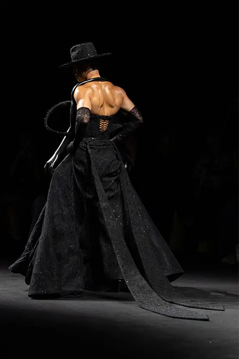 Look N°48 from Robert Wun Autumn/Winter 2025-2026 Couture Collection