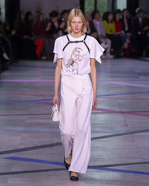 Look N°24 « UNSTILL » By SHIATZY CHEN
