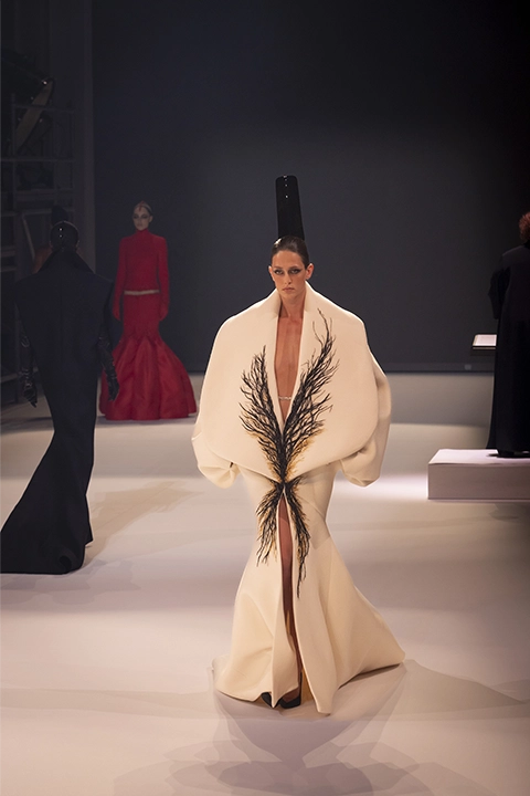 Look N°14 — Description of Look N°14 by STÉPHANE ROLLAND