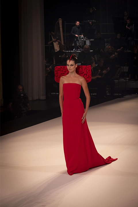 Look N°19 — Description of Look N°19 by STÉPHANE ROLLAND