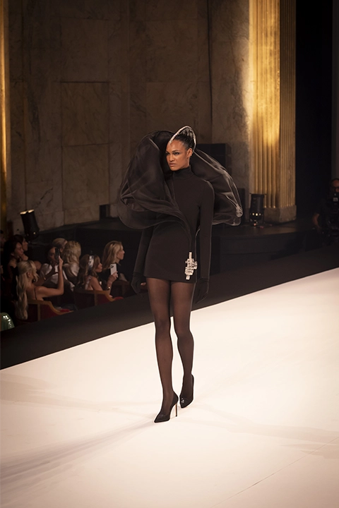 Look N°24 — Description of Look N°24 by STÉPHANE ROLLAND