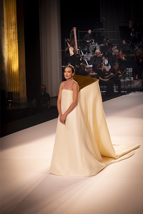 Look N°32 — Description of Look N°32 by STÉPHANE ROLLAND