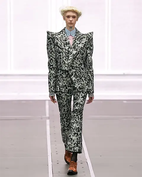 N°2 ANREALAGE AUTUMN/WINTER 2026–27 COLLECTION “GHOST”