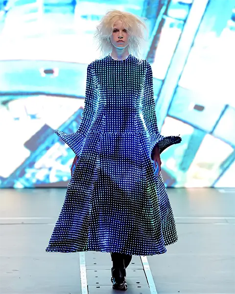 N°22 ANREALAGE AUTUMN/WINTER 2026–27 COLLECTION “GHOST”