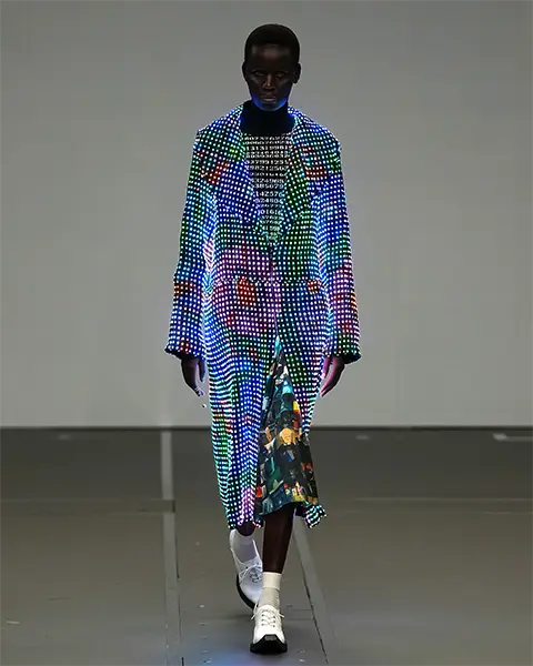 N°23 ANREALAGE AUTUMN/WINTER 2026–27 COLLECTION “GHOST”