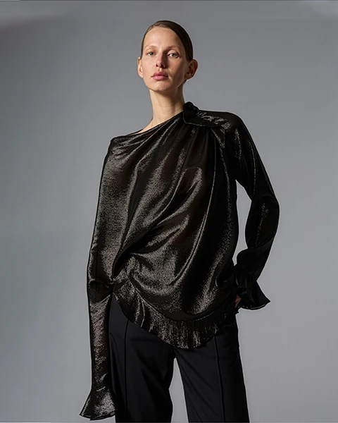 N°32 byFANG READY-TO-WEAR