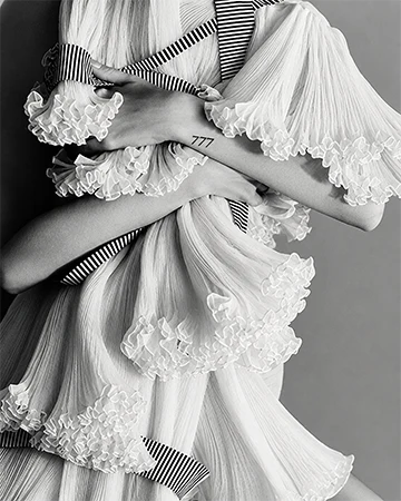 Editorial slide featuring Look N°1 from byFANG Couture Fall/Winter 2026–2027, presented during Paris Haute Couture Week.