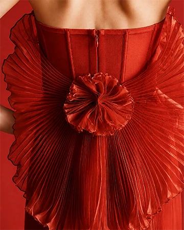 Editorial slide featuring Look N°14 from byFANG Couture Fall/Winter 2026–2027, presented during Paris Haute Couture Week.