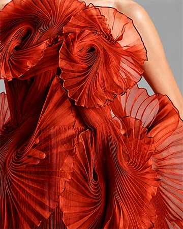 Editorial slide featuring Look N°15 from byFANG Couture Fall/Winter 2026–2027, presented during Paris Haute Couture Week.