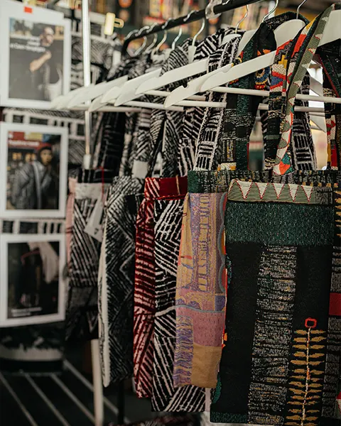 Editorial slide from Woven Stories — Darí Textil 2026 by Darya Pronyushkina.