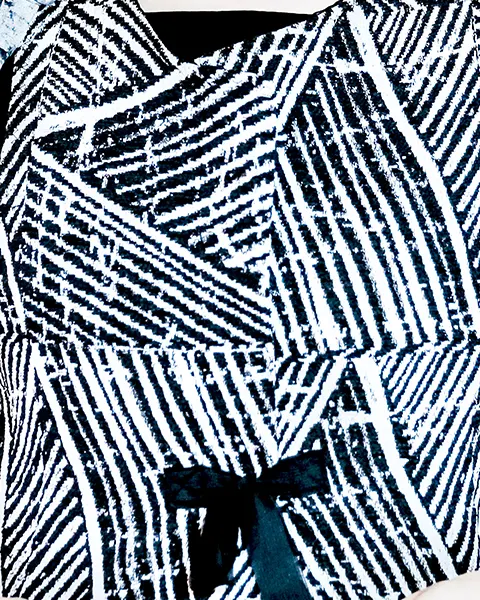 Editorial slide from Woven Stories — Darí Textil 2026 by Darya Pronyushkina.