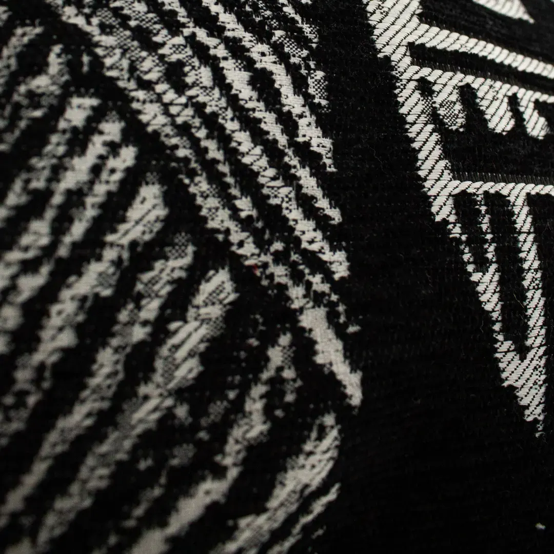 Editorial slide from Woven Stories — Darí Textil 2026 by Darya Pronyushkina.