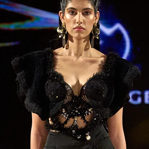 Look N°4 from Eva Minge's The Seven Contemporary Sins Couture Autumn/Winter 2026–2027 collection, presented during Paris Haute Couture Week.