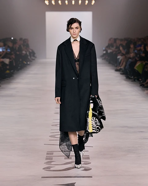 N°16 FENDI