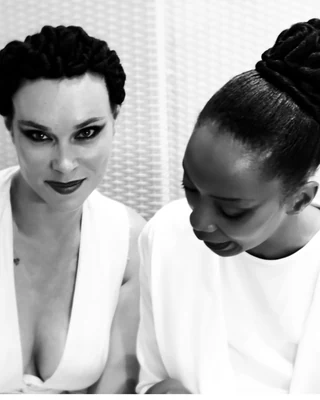 Preshow N°12 from the Franck Sorbier Le Parfum des Globe Trotteuses Haute Couture collection